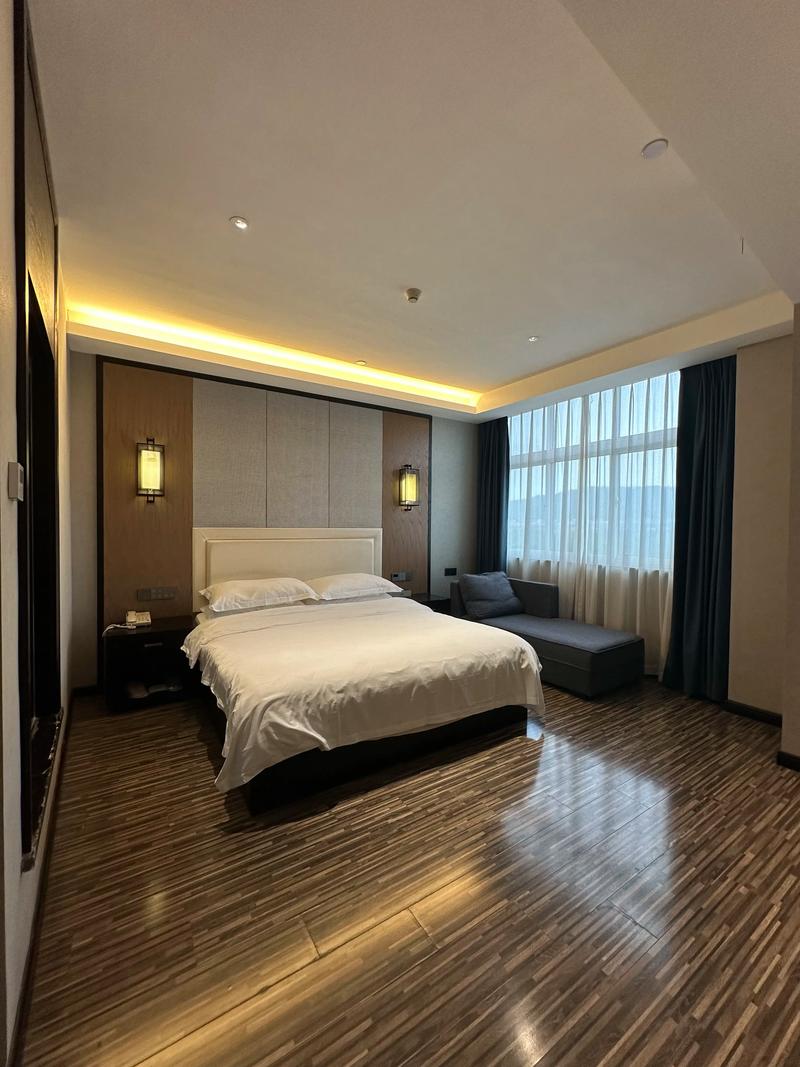 敬亭山附近房间多少钱,来敬亭山旅游,入住亚太大酒店很近很方便哦